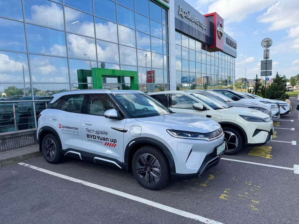 В Беларуси до конца года распродают нашумевшие автомобили по суперценам