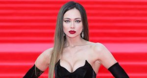 Звезда сериала «Универ» Настасья Самбурская выиграла суд у блогера «Немагия»: он назвал девушку эскортницей Звезда сериала «Универ» Настасья Самбурская выиграла суд у блогера "Немагия": он назвал девушку эскортницей