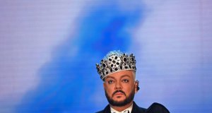 Филипп Киркоров подаёт в суд на СМИ: артист требует опровержения слухов о долгах за коммуналку Филипп Киркоров подаёт в суд на СМИ: артист требует опровержения слухов о долгах за коммуналку
