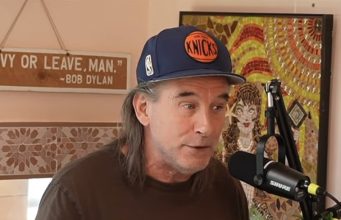 Билли Болдуин рассказал о конфликте с Шэрон Стоун на съемках фильма «Щепки» Билли Болдуин рассказал о конфликте с Шэрон Стоун на съемках «Щепки»